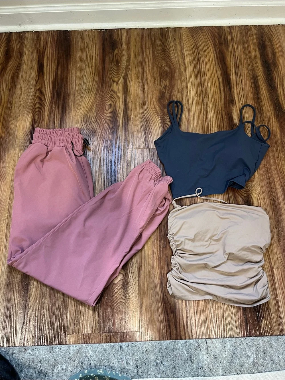 Halara XS bundle Pink Joggers with Black Crop Tank and Beige Ruched Top - Set